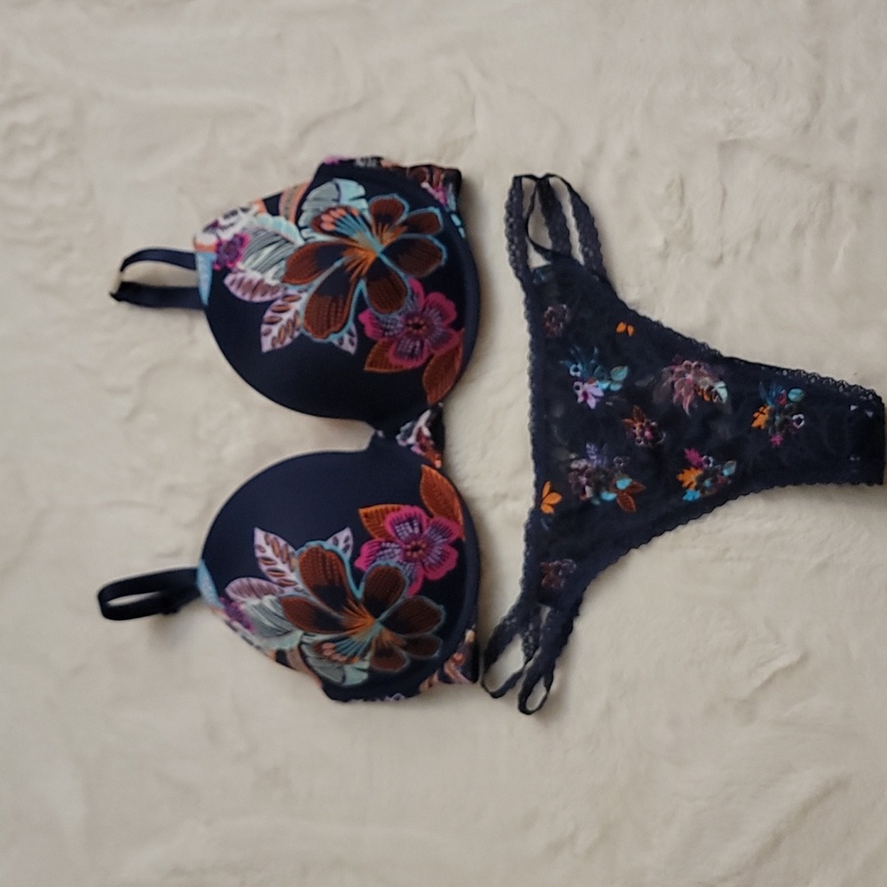 Victoria Secret Pink Bra & Panty Set